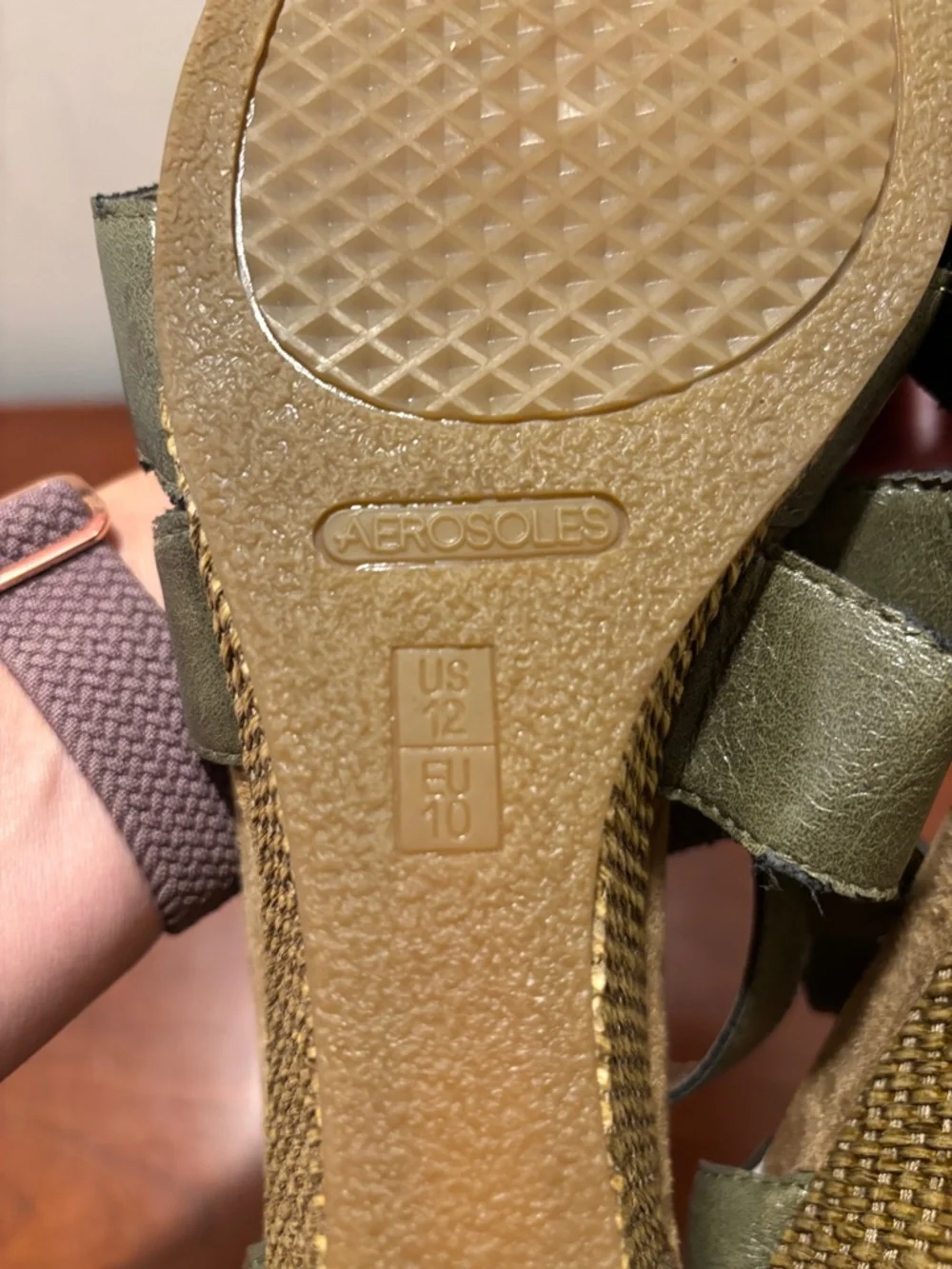 Aerosoles Enlighten Faux Leather Wedge Sandals Olive Size 12